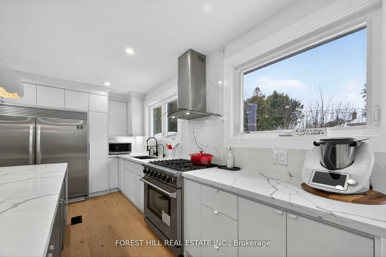 4, Holman, Aurora Highlands, Aurora