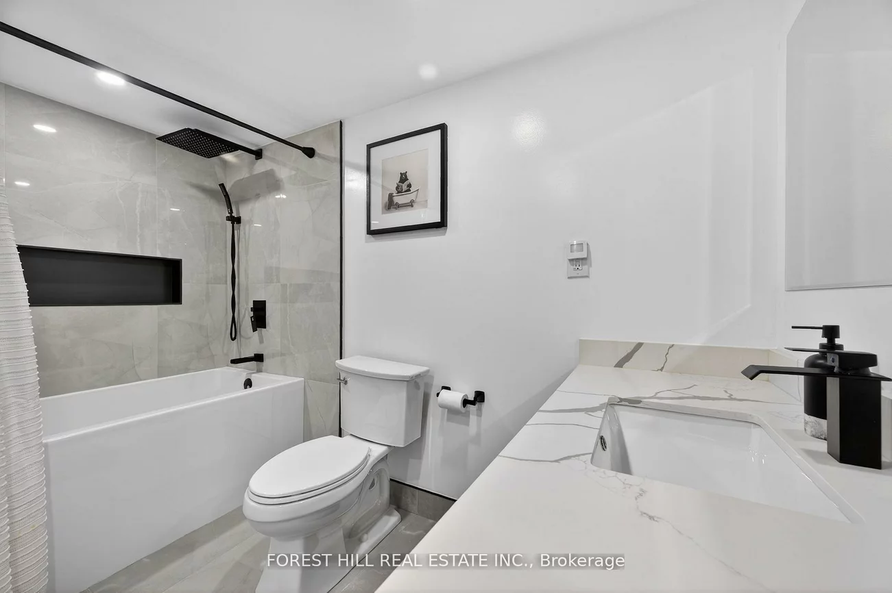 4, Holman, Aurora Highlands, Aurora