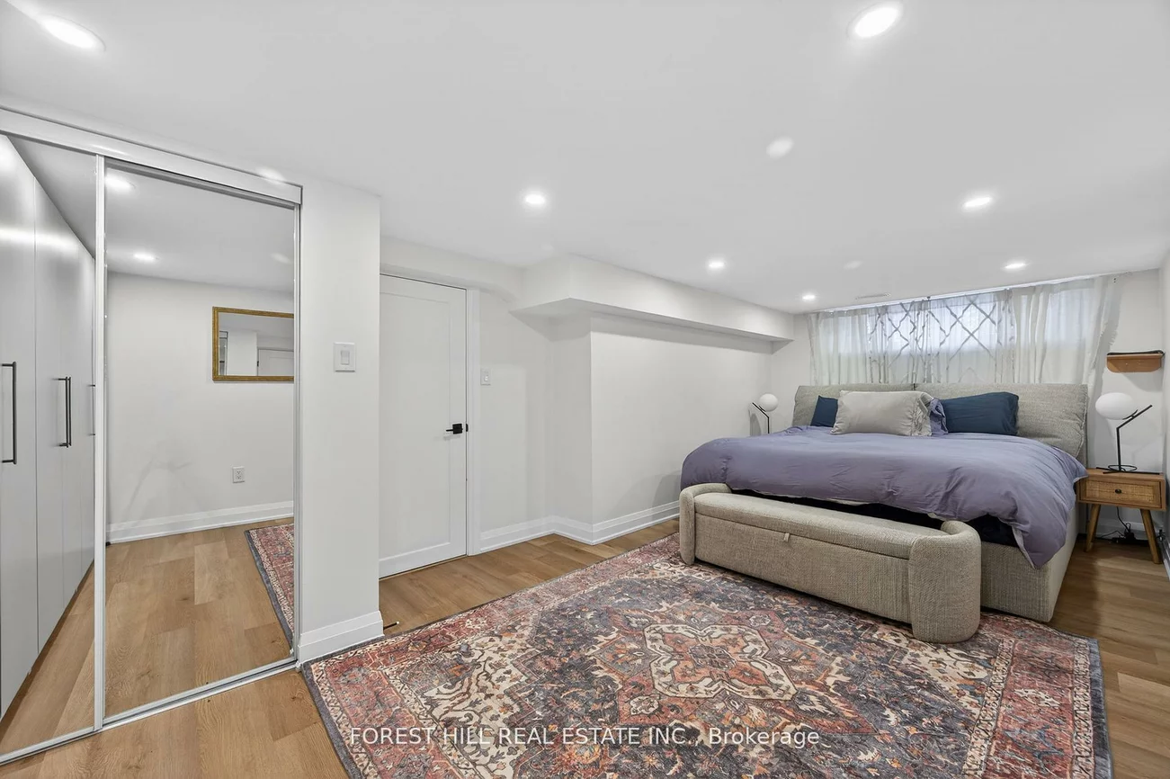 4, Holman, Aurora Highlands, Aurora