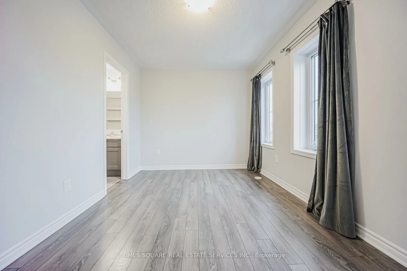 10, Stocks, Rural Aurora, Aurora