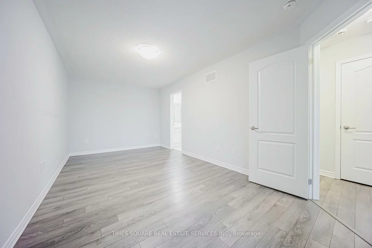 10, Stocks, Rural Aurora, Aurora