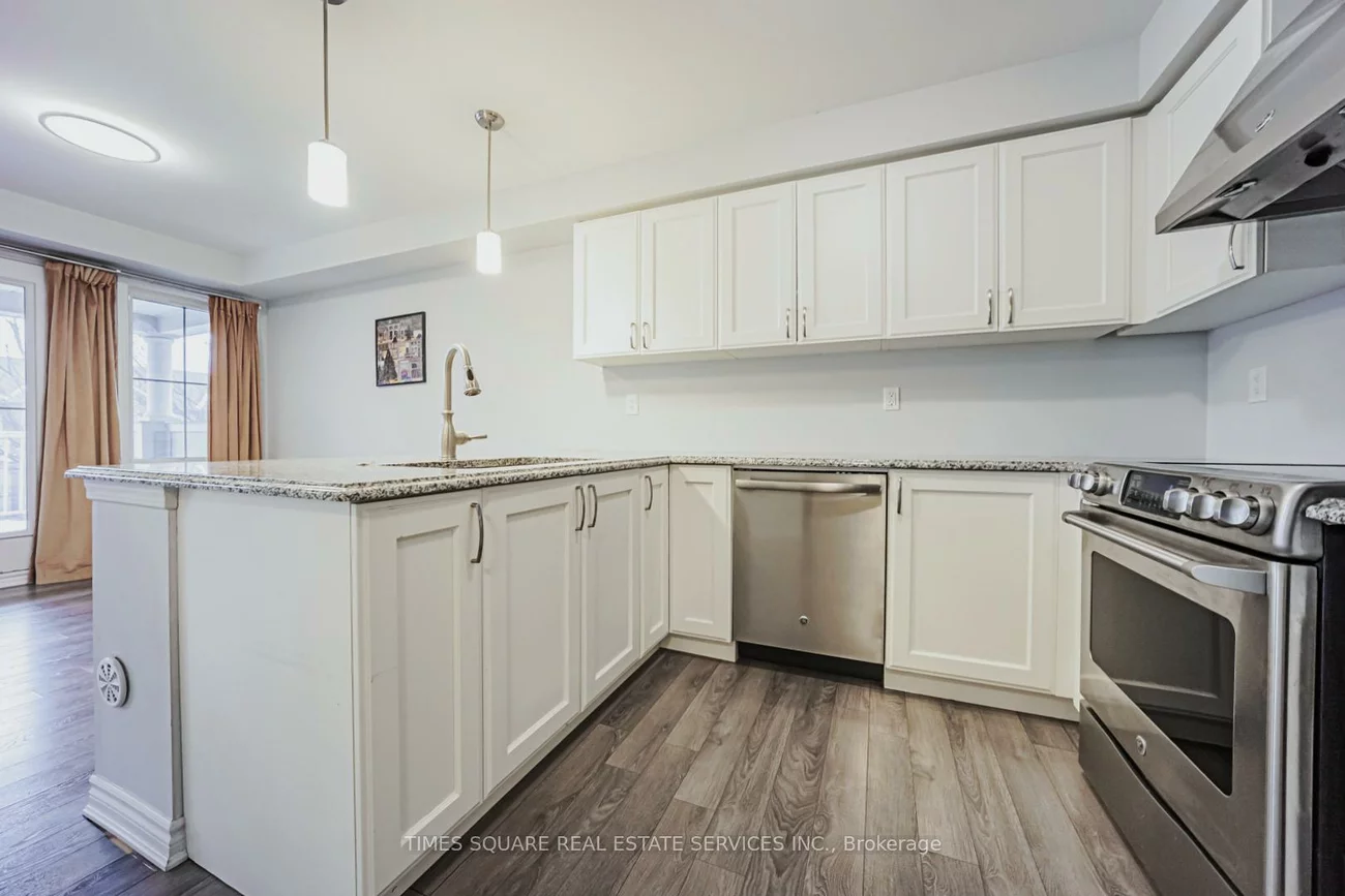 10, Stocks, Rural Aurora, Aurora