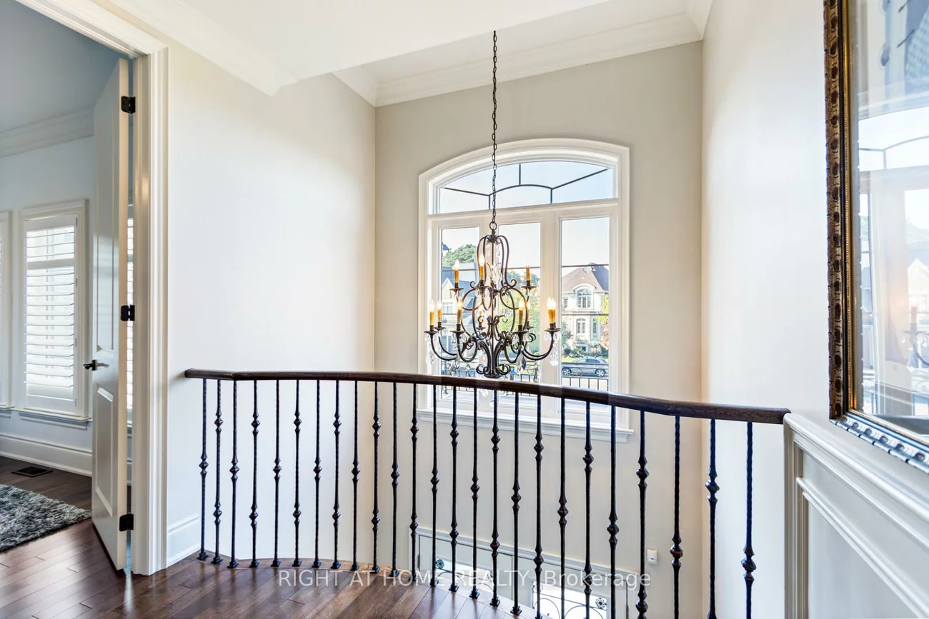 126, Vines, Bayview Southeast, Aurora