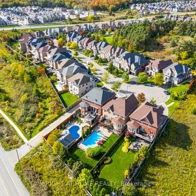 126, Vines, Bayview Southeast, Aurora