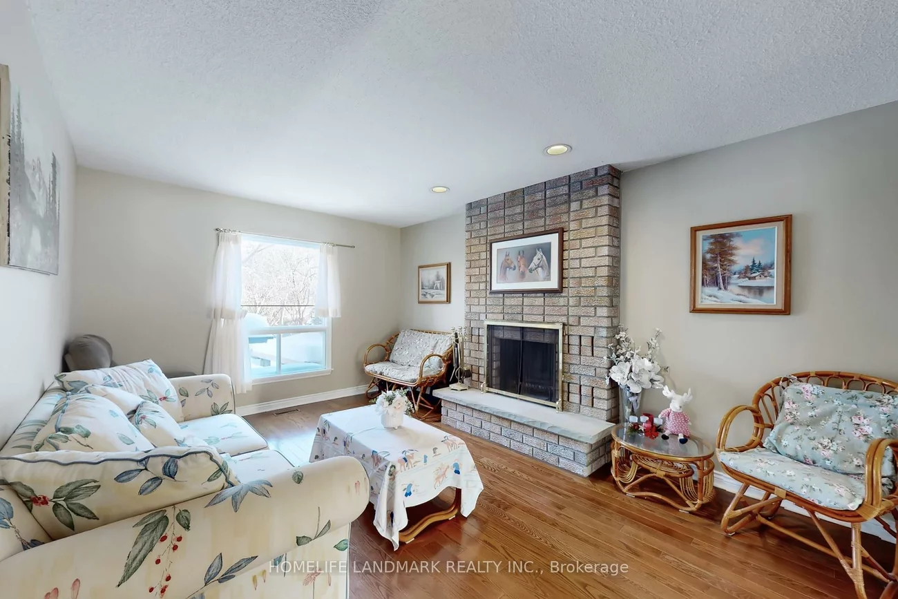 16, Willis, Aurora Highlands, Aurora