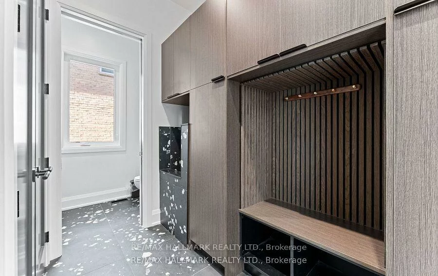 88, Cosford, Bayview Northeast, Aurora