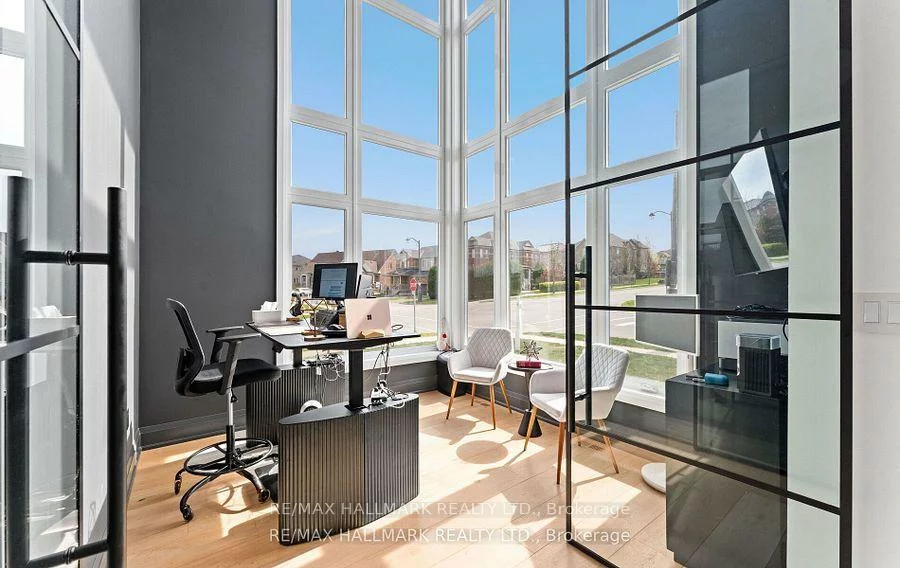 88, Cosford, Bayview Northeast, Aurora