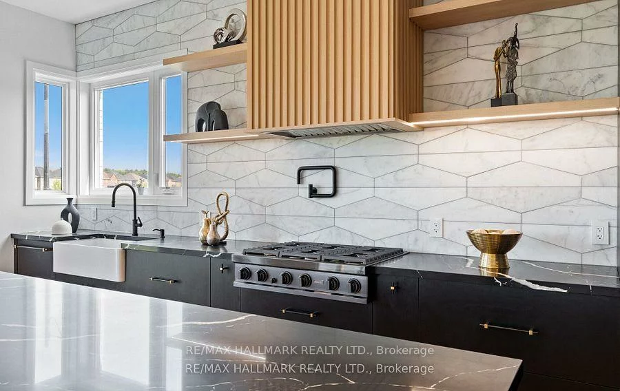 88, Cosford, Bayview Northeast, Aurora