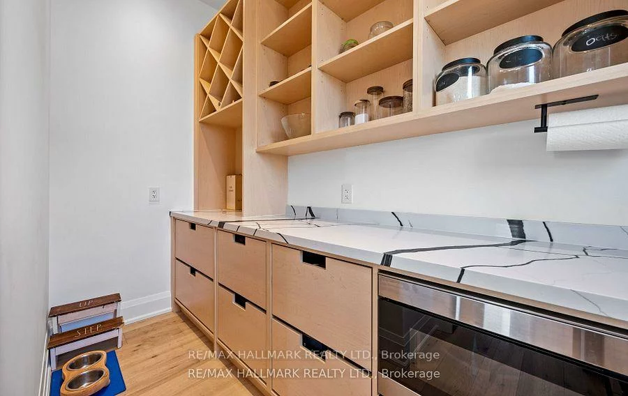 119, Pointon, Bayview Northeast, Aurora