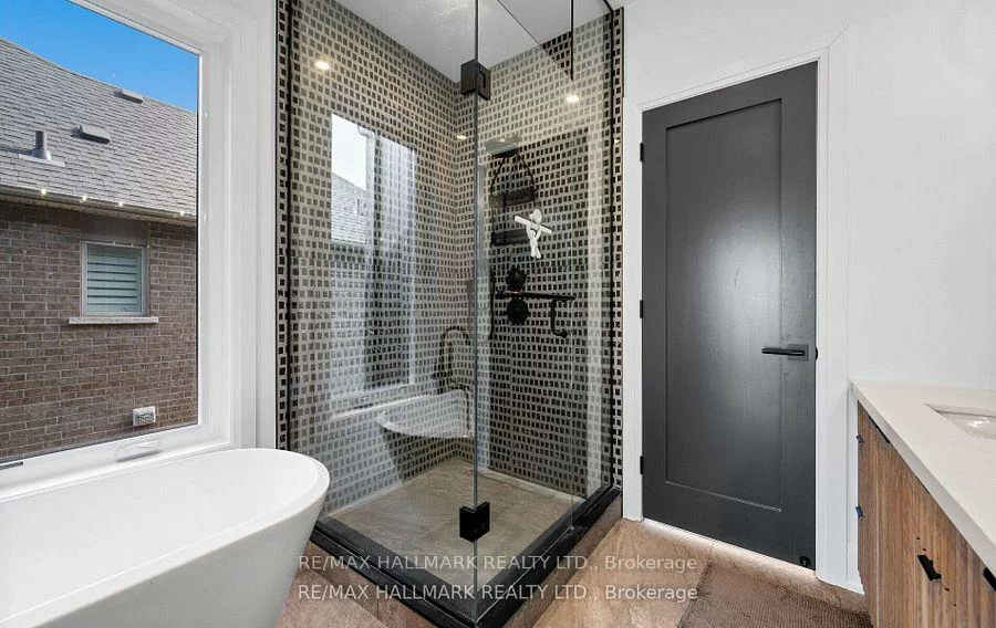 119, Pointon, Bayview Northeast, Aurora