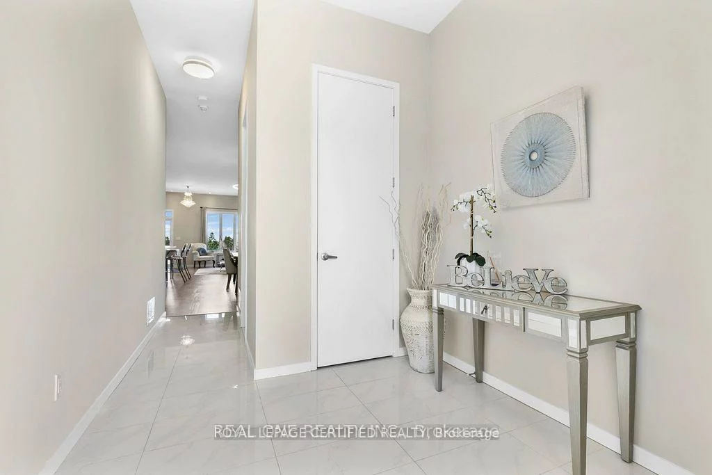 240, Elyse, Bayview Northeast, Aurora