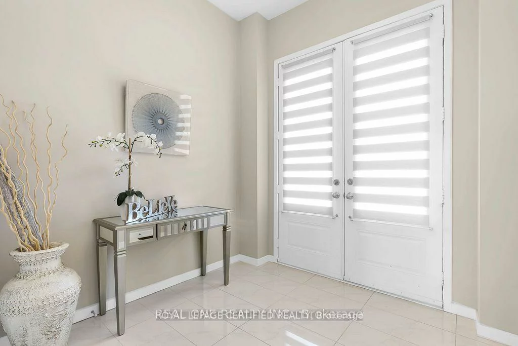 240, Elyse, Bayview Northeast, Aurora