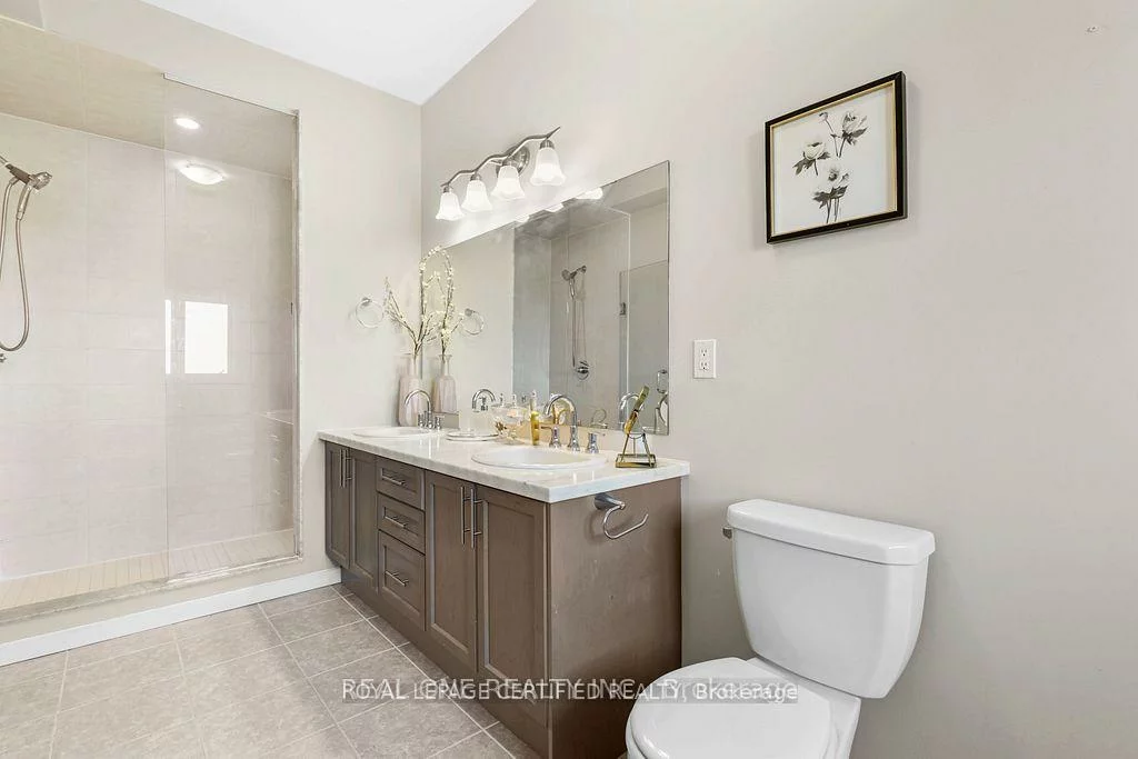 240, Elyse, Bayview Northeast, Aurora