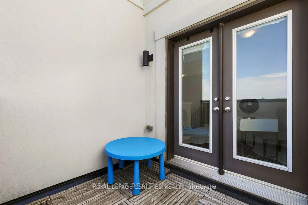 240, Elyse, Bayview Northeast, Aurora