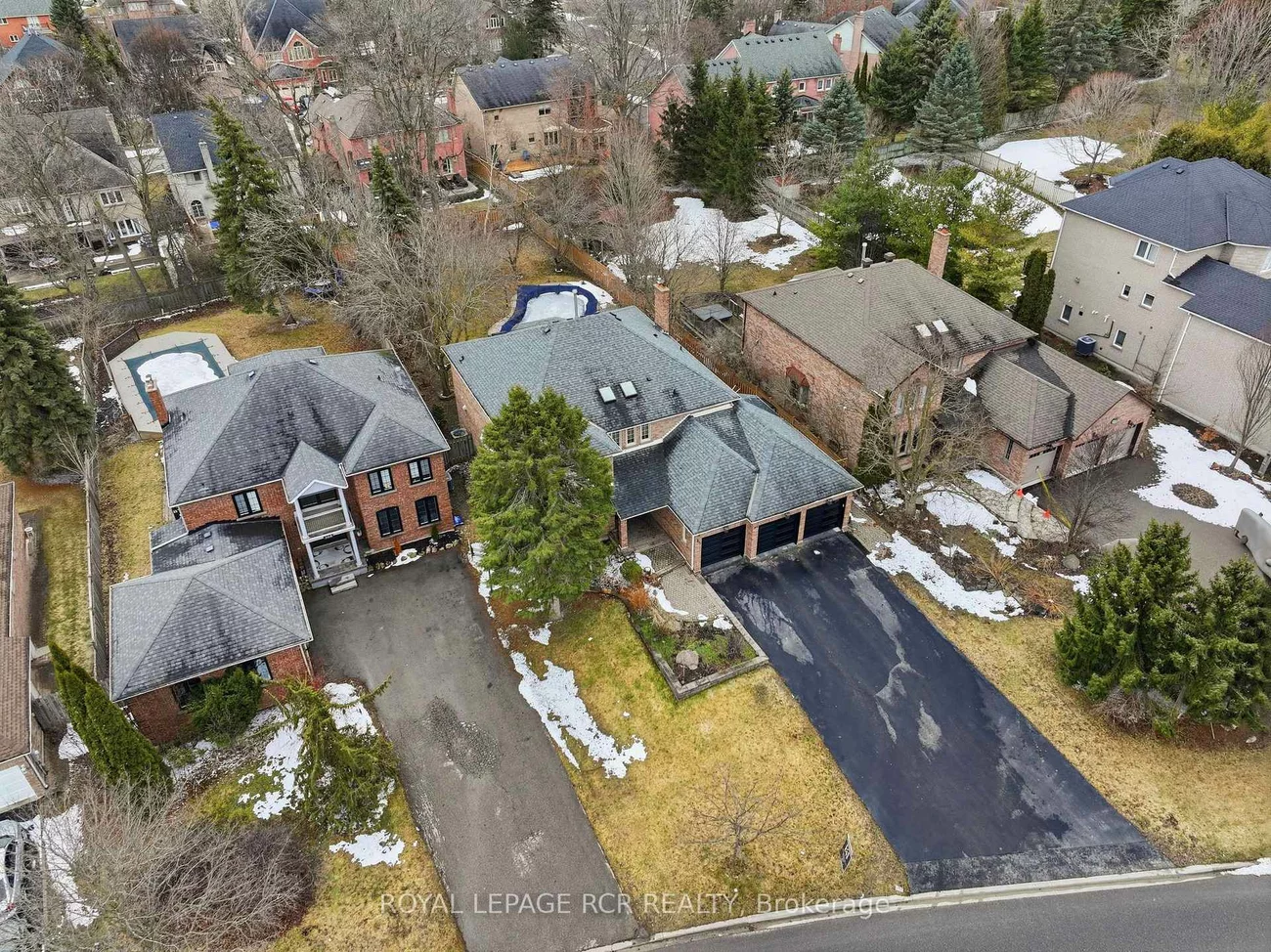 369, Kennedy, Aurora Highlands, Aurora