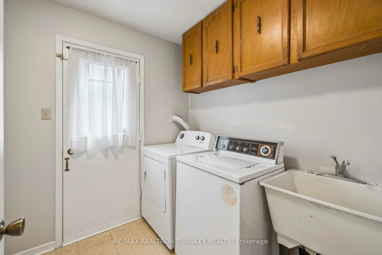 91, Batson, Aurora Village, Aurora