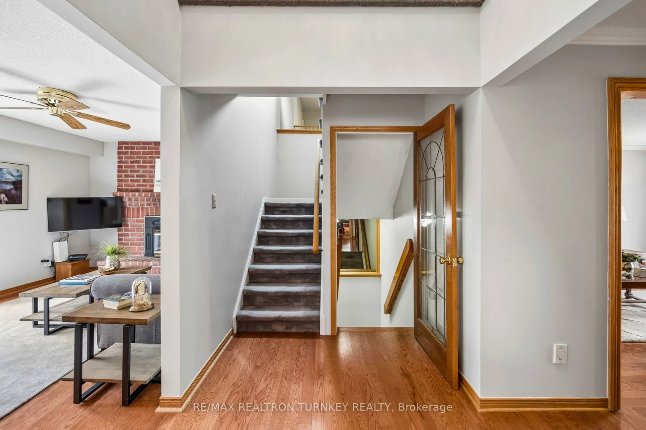 91, Batson, Aurora Village, Aurora