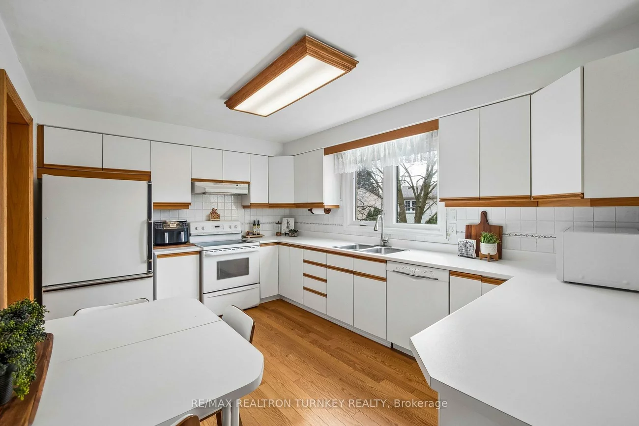 91, Batson, Aurora Village, Aurora