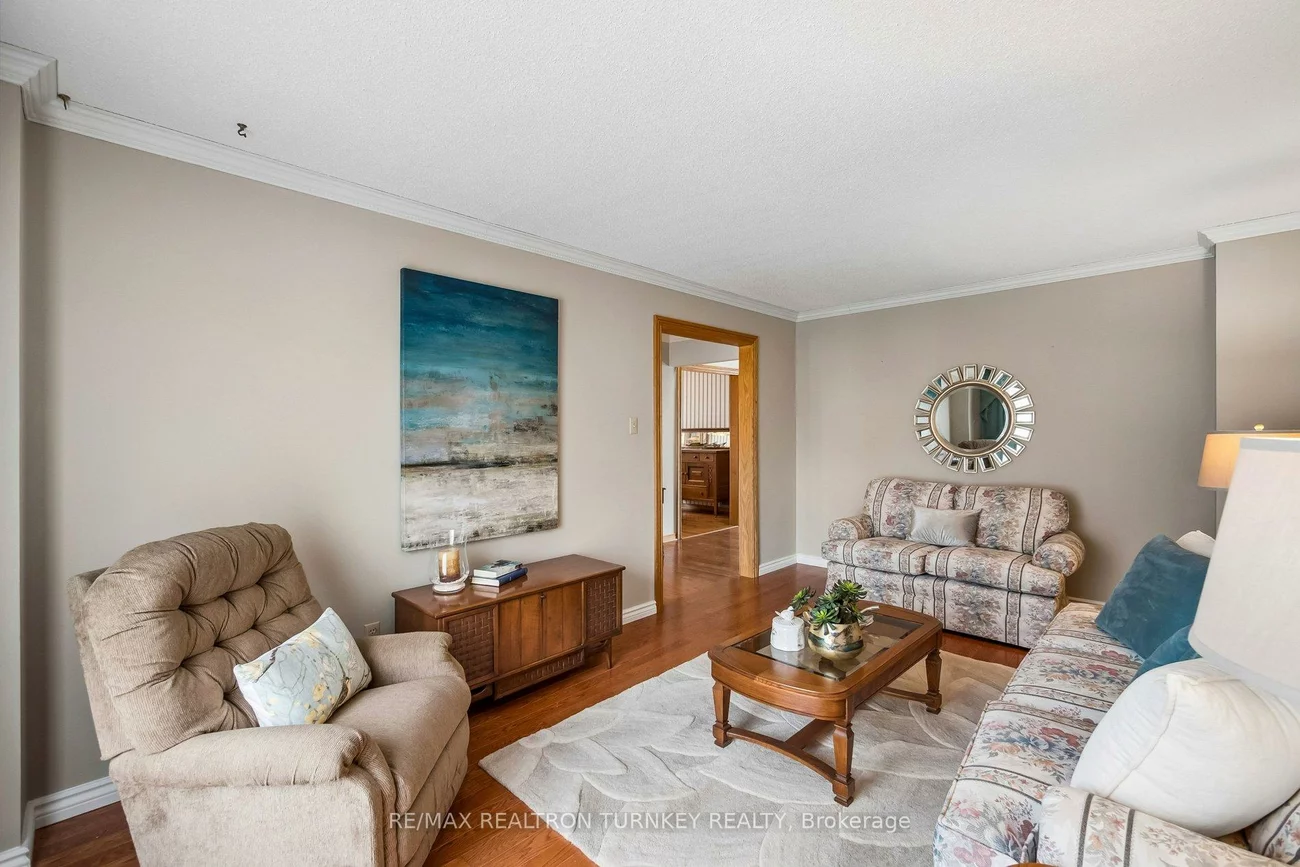 91, Batson, Aurora Village, Aurora