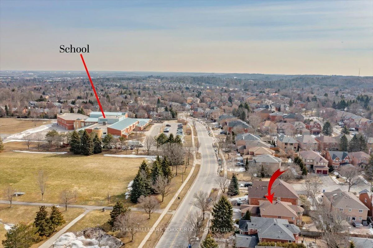 263, McClellan, Aurora Highlands, Aurora