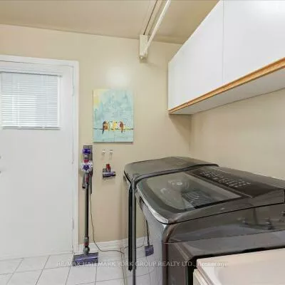 263, McClellan, Aurora Highlands, Aurora