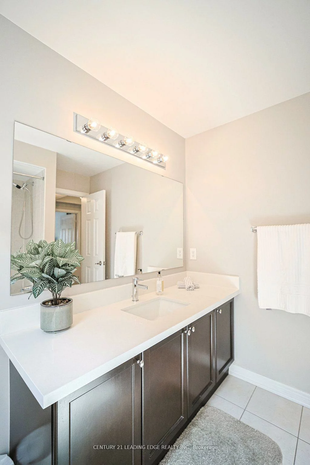 204, Ivy Jay, Bayview Northeast, Aurora