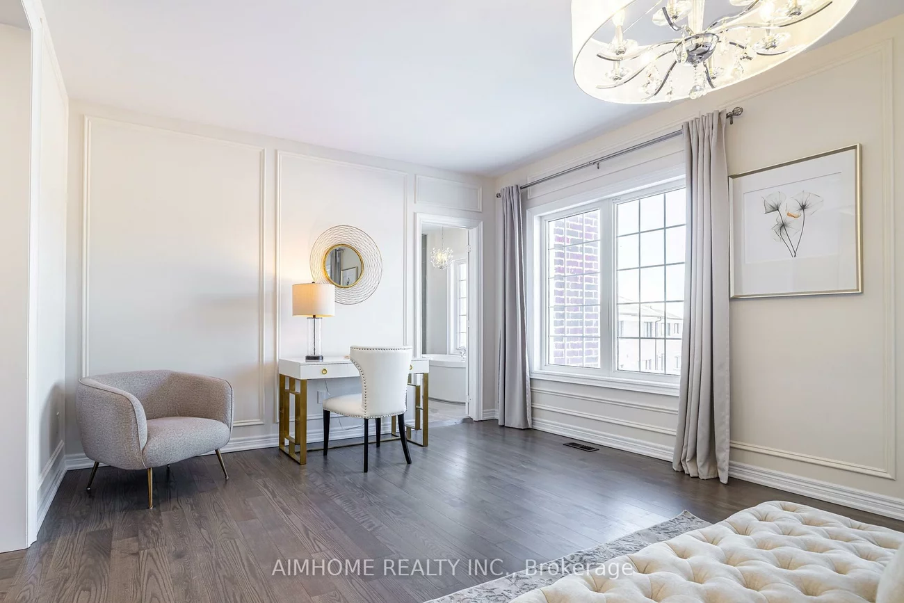 122, Scrivener, Rural Aurora, Aurora