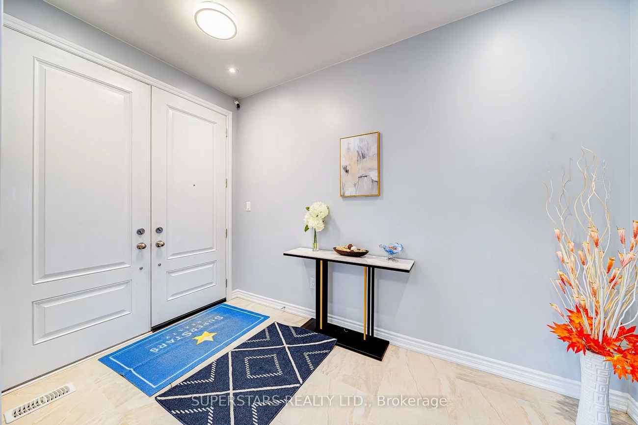 31, Roy Harper, Rural Aurora, Aurora