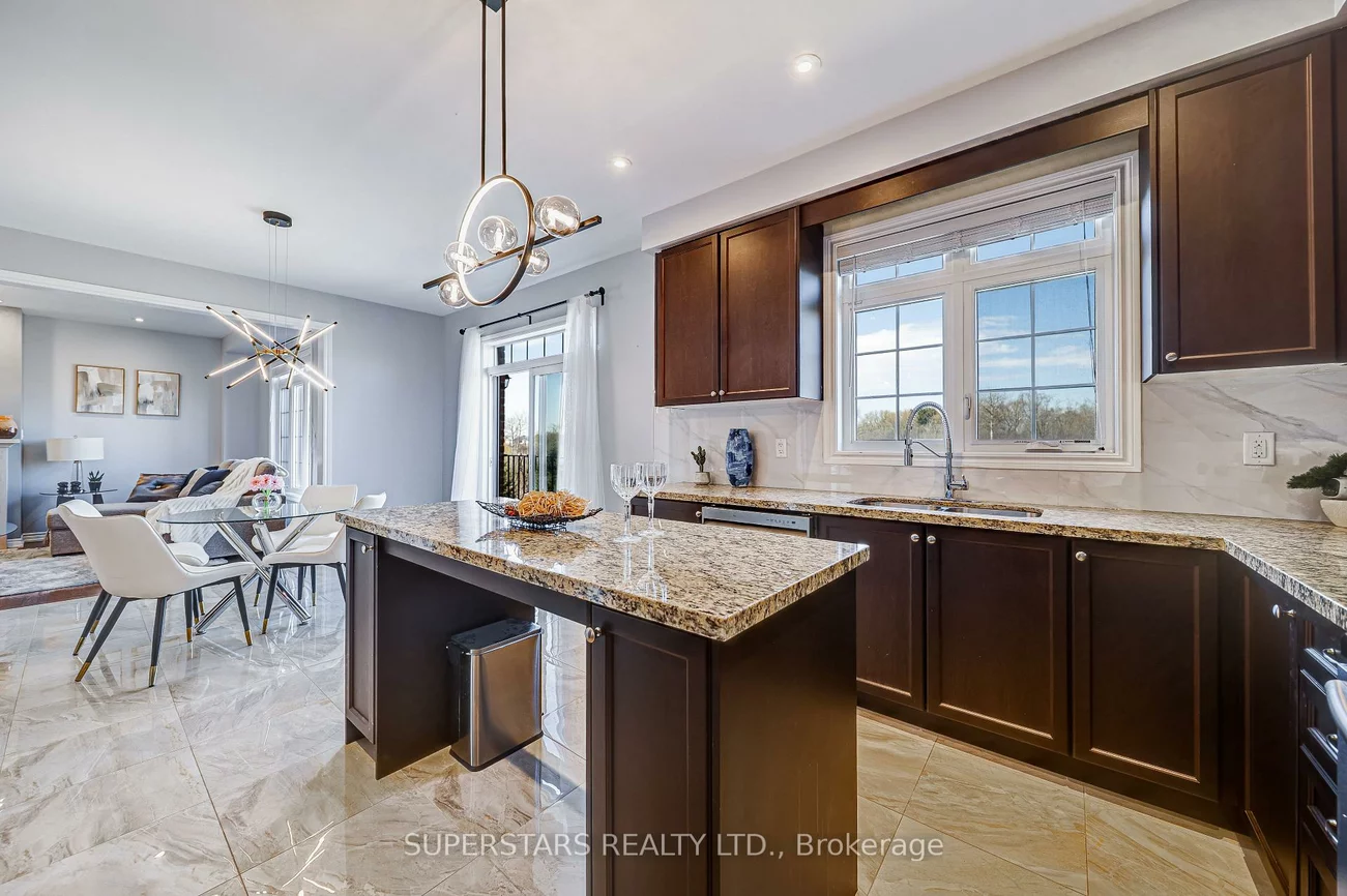 31, Roy Harper, Rural Aurora, Aurora