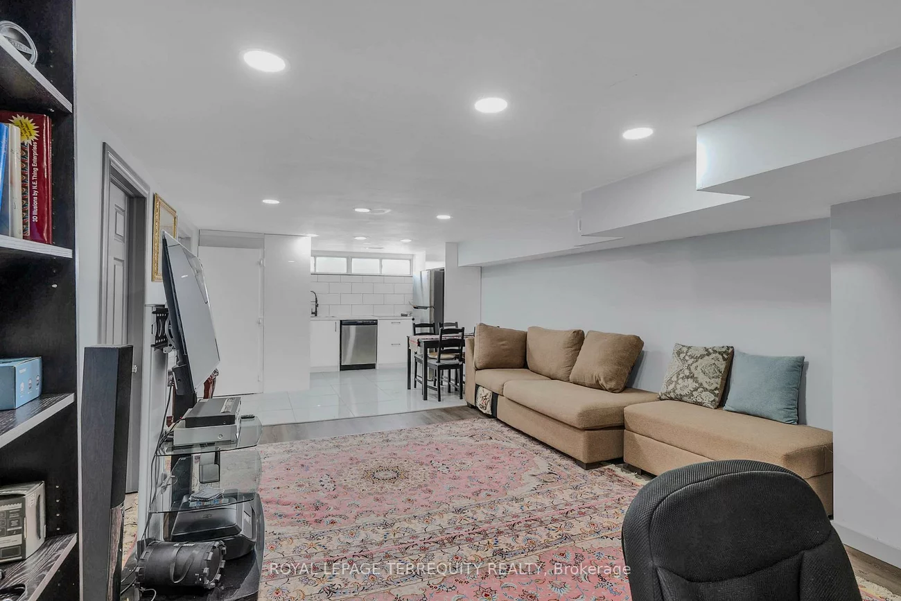 25, Bailey, Aurora Highlands, Aurora