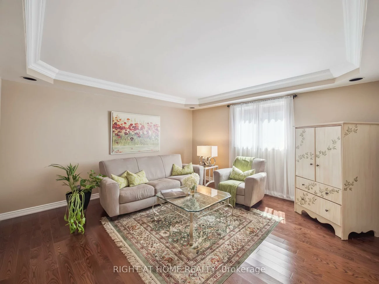 100, Carlyle, Aurora Highlands, Aurora