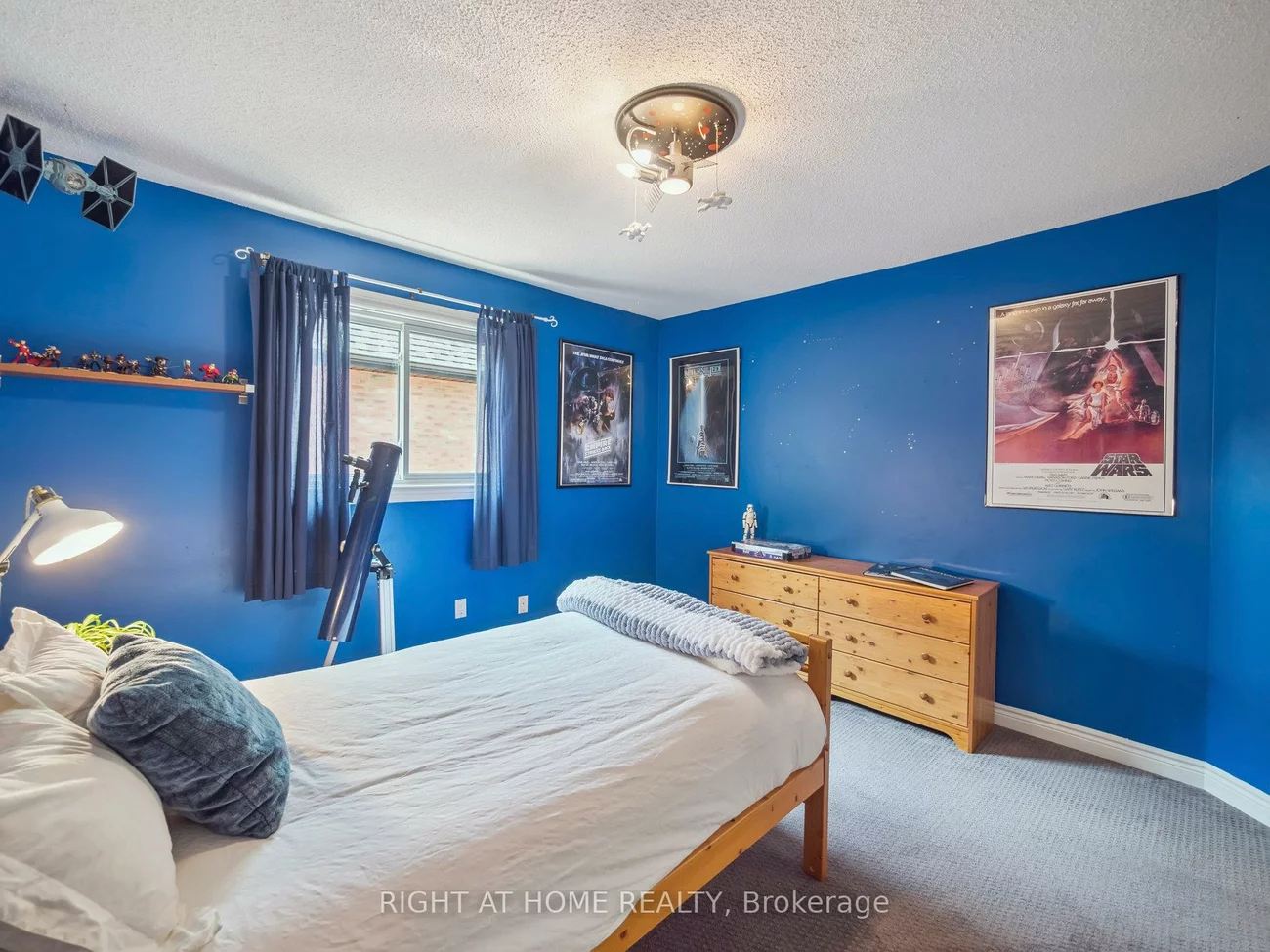 100, Carlyle, Aurora Highlands, Aurora