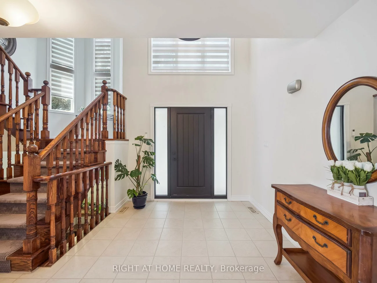 100, Carlyle, Aurora Highlands, Aurora