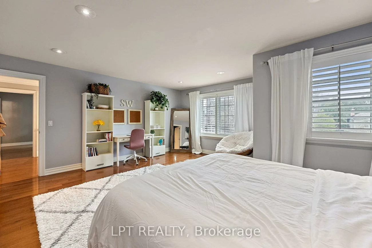 112, Tyler, Aurora Village, Aurora