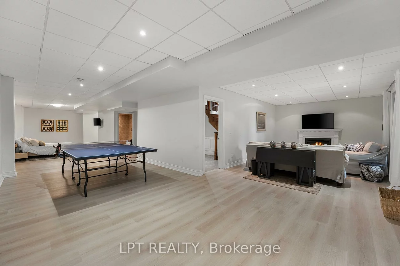 112, Tyler, Aurora Village, Aurora