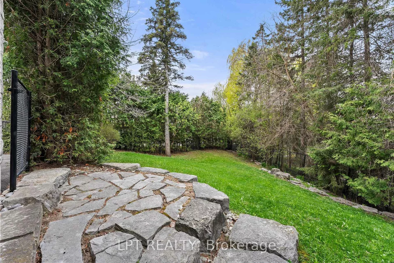 112, Tyler, Aurora Village, Aurora