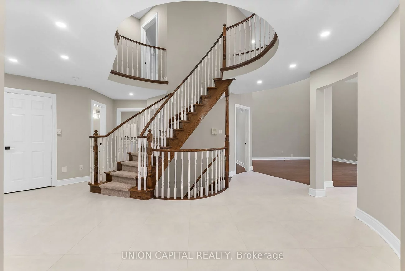 86, Charing, Aurora Highlands, Aurora