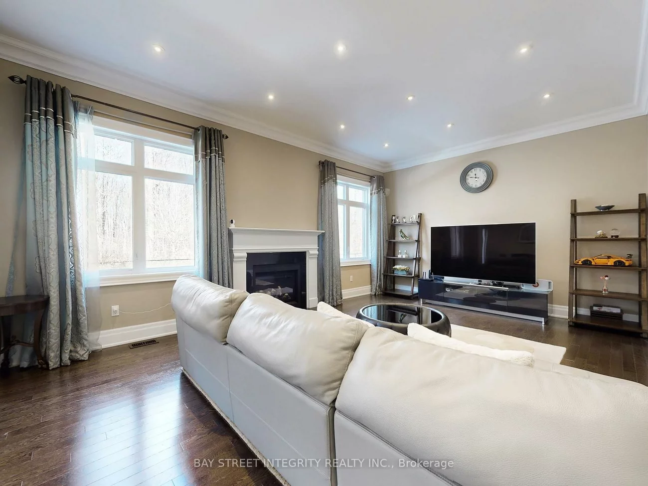 57, Strawbridge Farm, Aurora Grove, Aurora