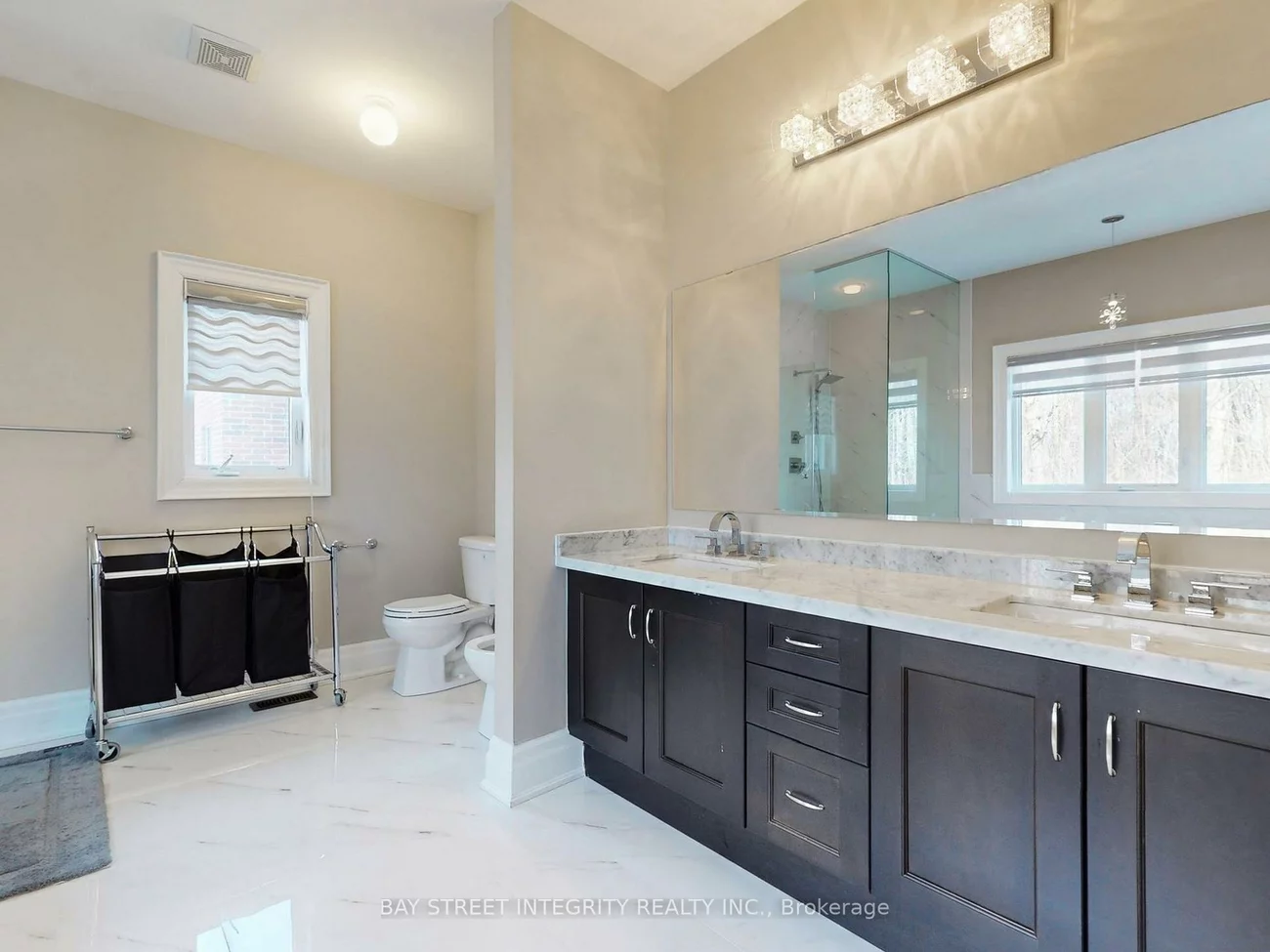 57, Strawbridge Farm, Aurora Grove, Aurora
