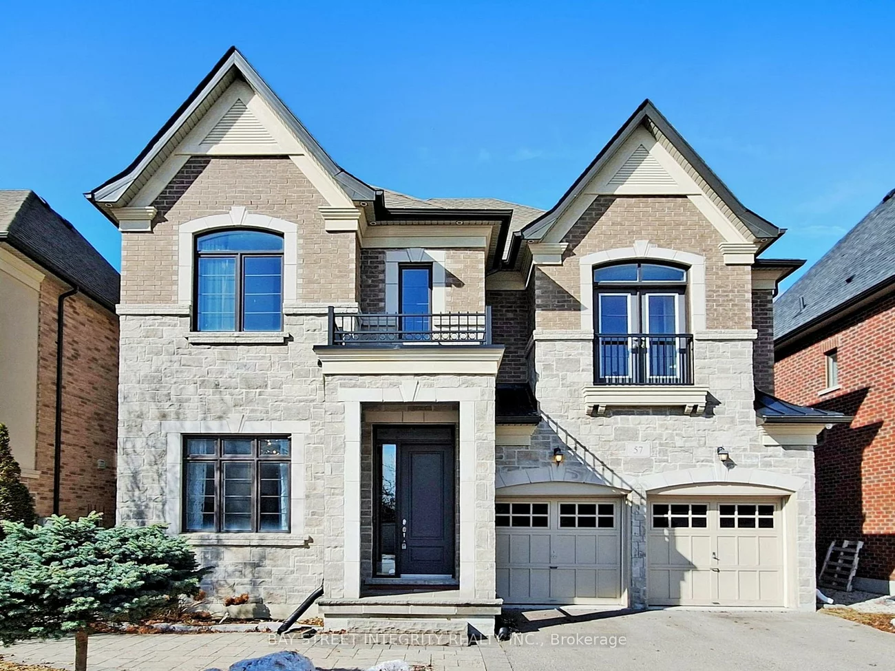 57, Strawbridge Farm, Aurora Grove, Aurora
