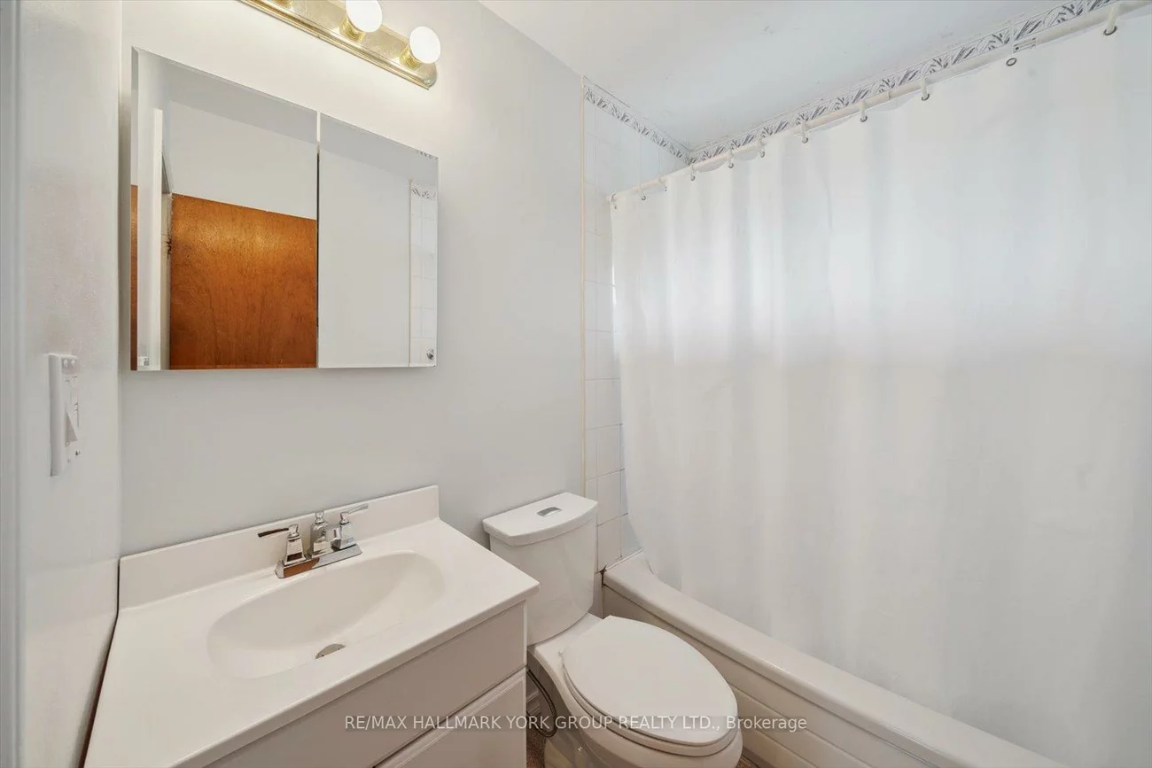 29, Seaton, Aurora Highlands, Aurora