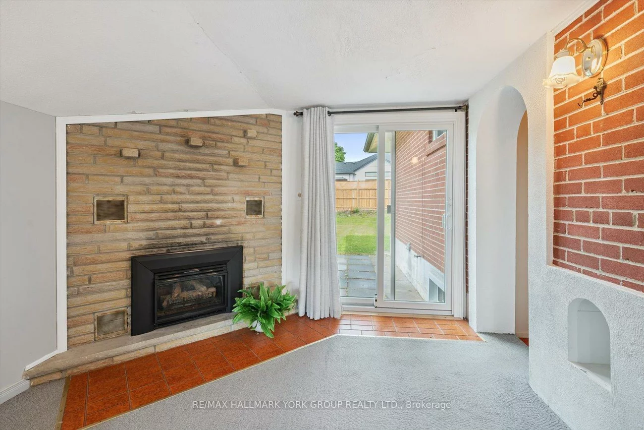 29, Seaton, Aurora Highlands, Aurora