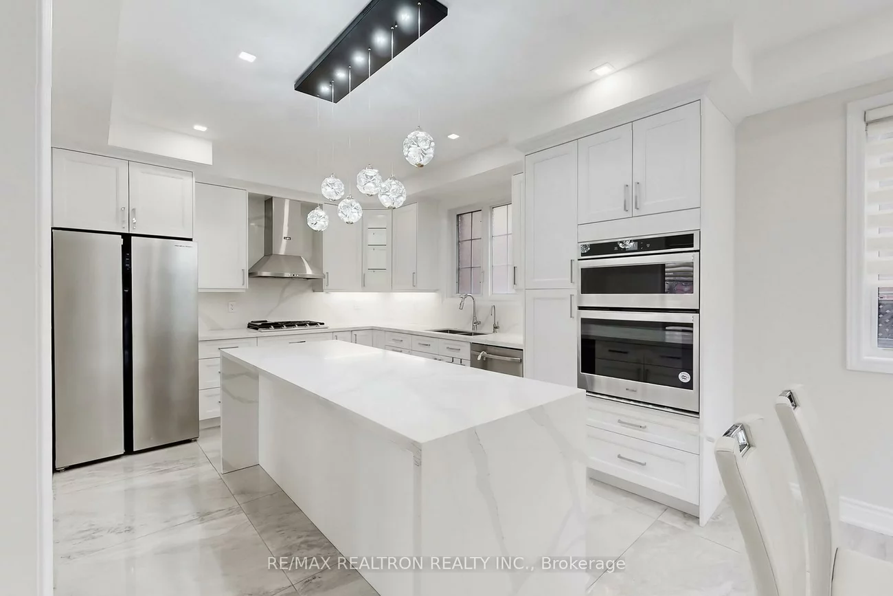 17, Delattaye, Bayview Northeast, Aurora