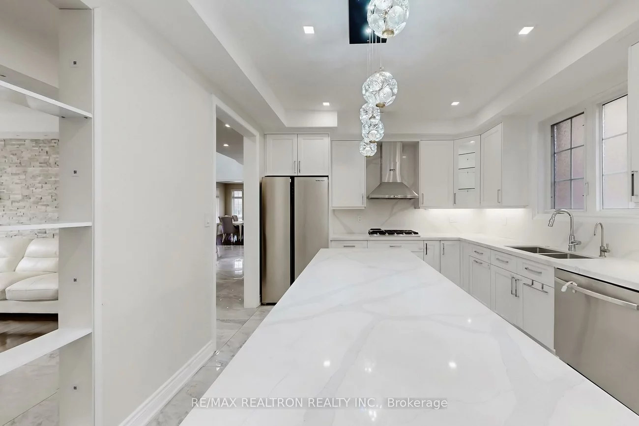 17, Delattaye, Bayview Northeast, Aurora