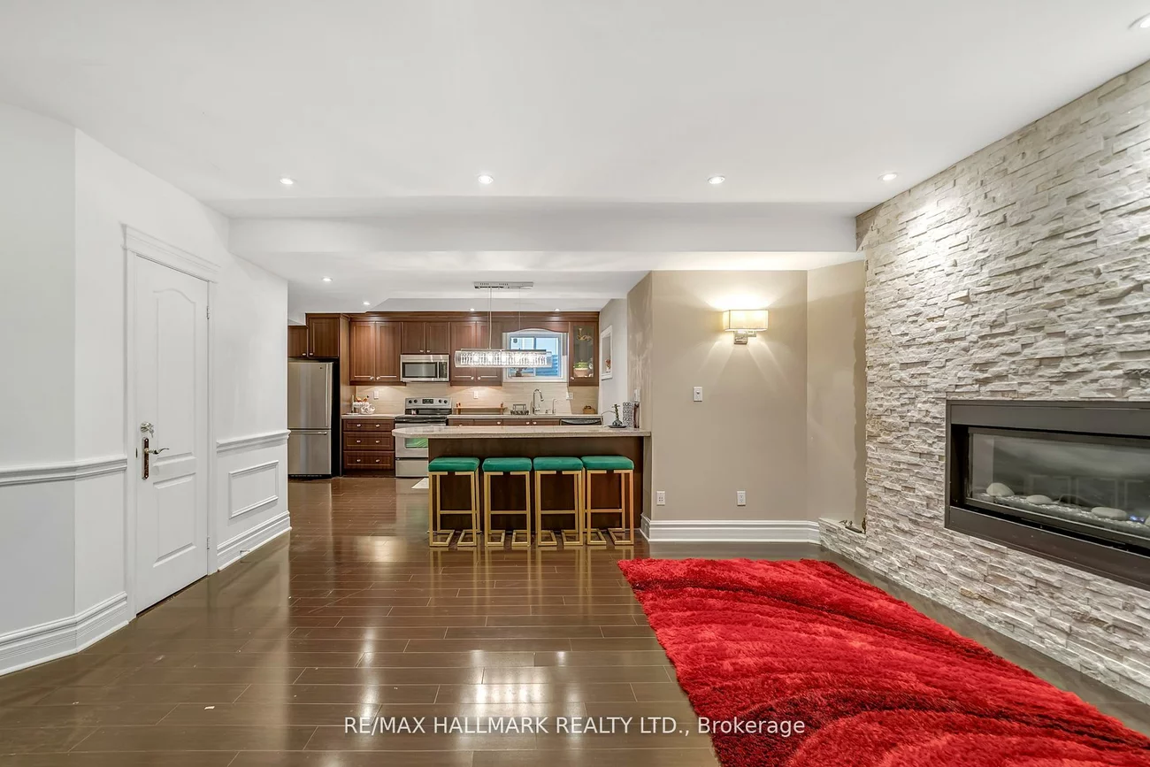 384, Kennedy, Aurora Highlands, Aurora