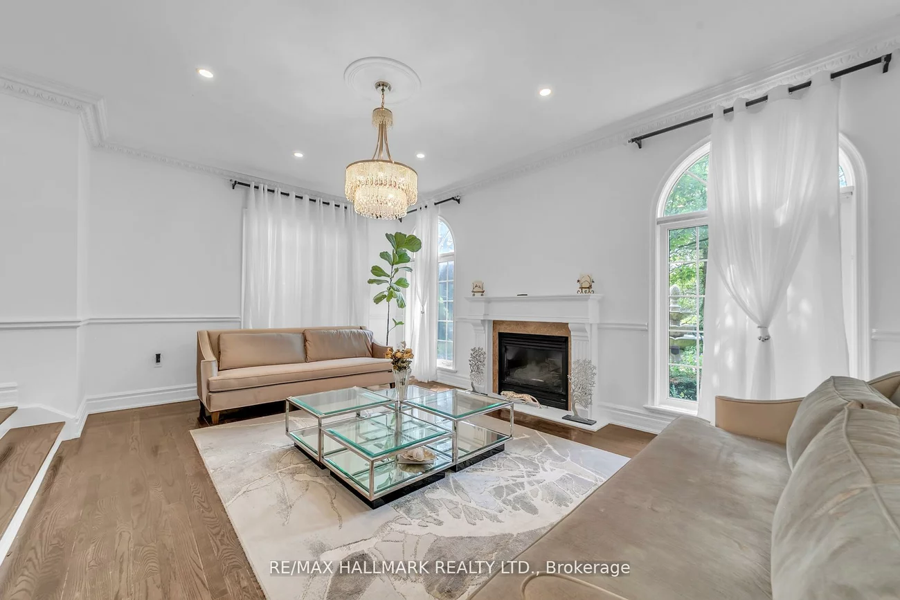 384, Kennedy, Aurora Highlands, Aurora