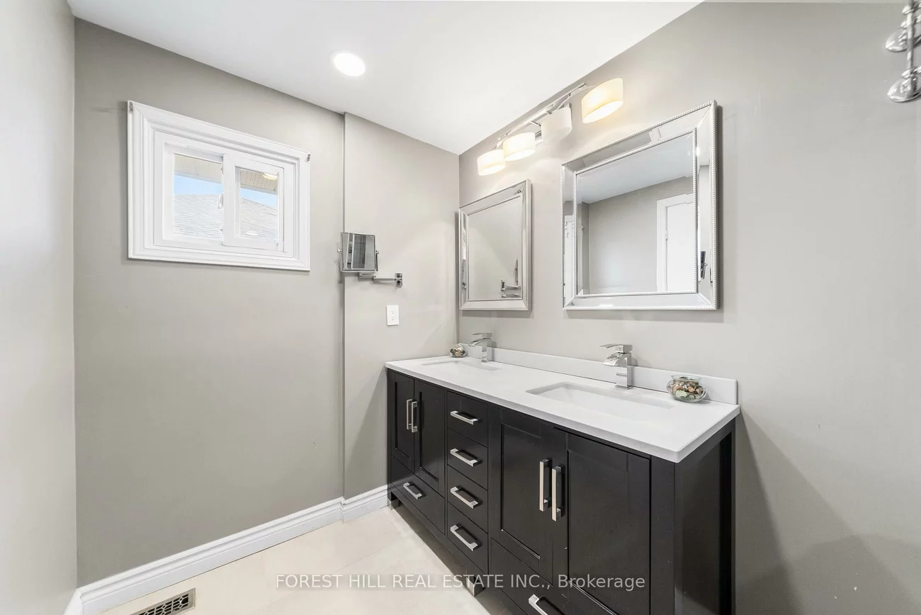 14, Valley, Aurora Heights, Aurora