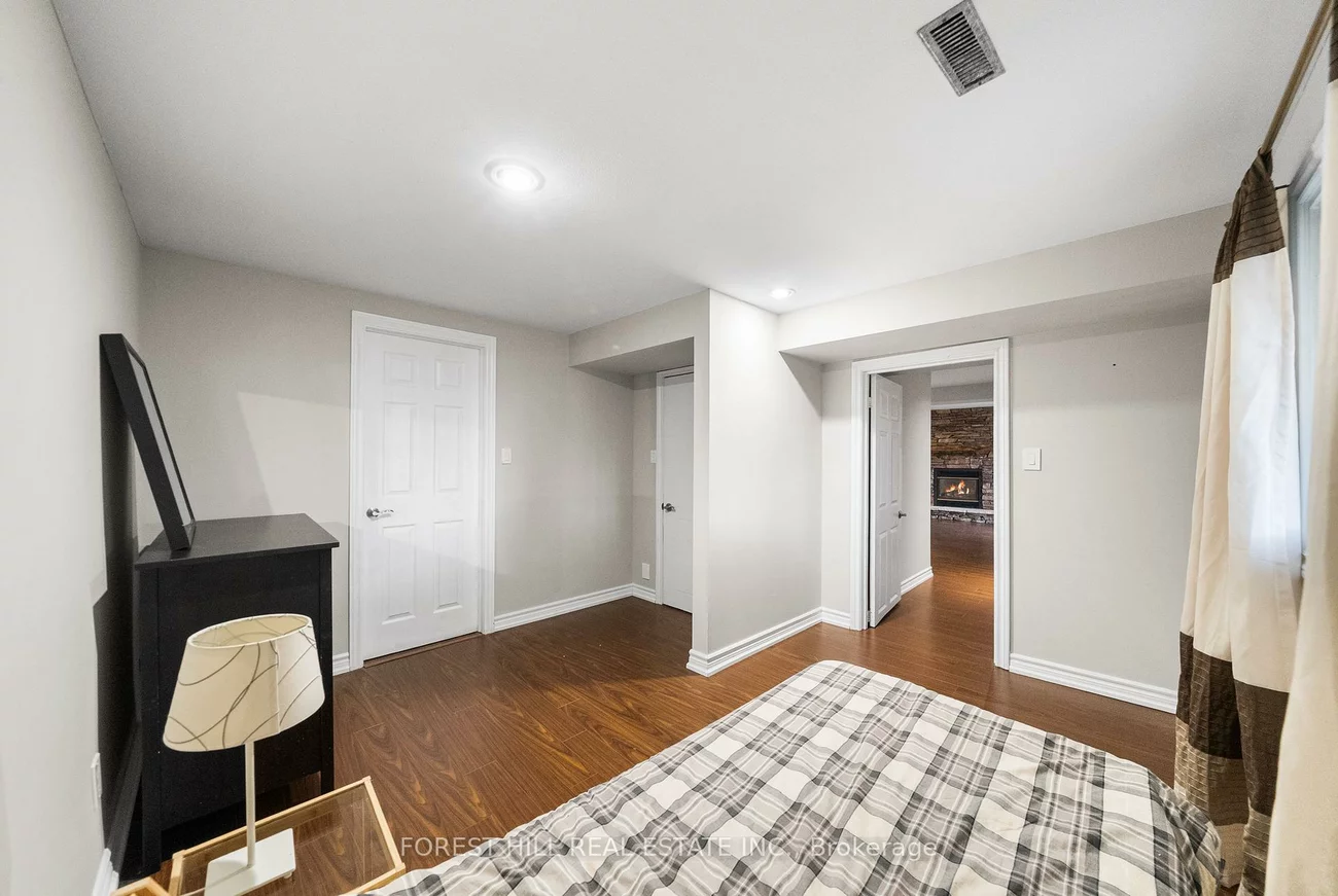 14, Valley, Aurora Heights, Aurora