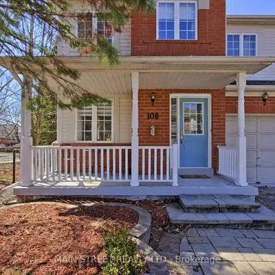 108, Hollandview, Bayview Wellington, Aurora