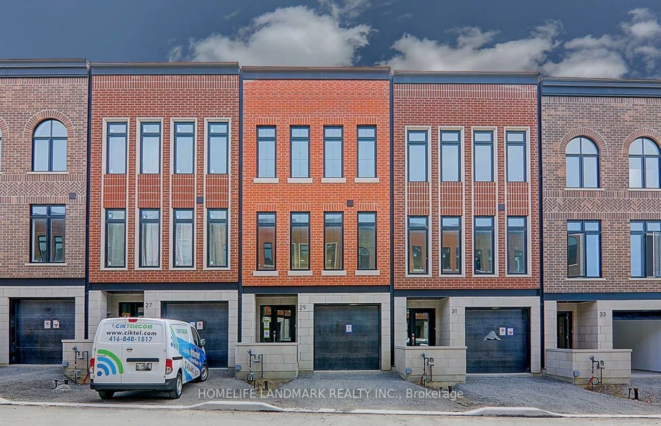 27, Chestnut, Rural Aurora, Aurora